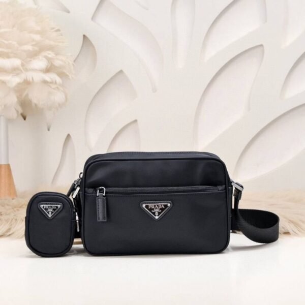 Re-Nylon en Saffiano Zwart 21 cm - Afbeelding 5