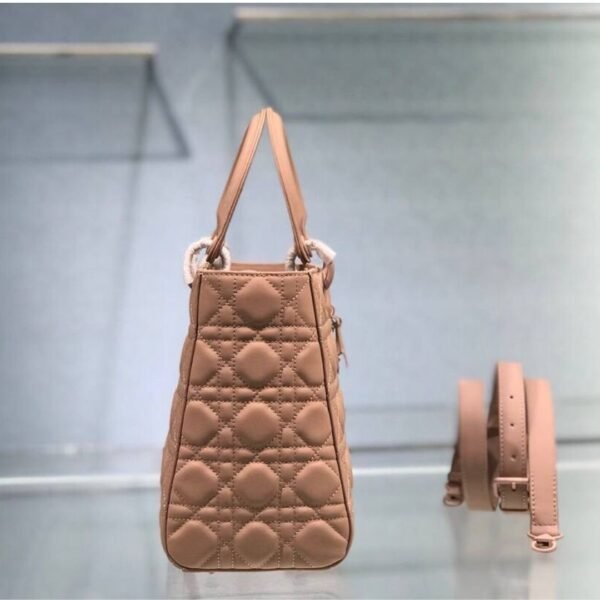 Lady Ultra-Matte Cr?me 24 cm - Afbeelding 5