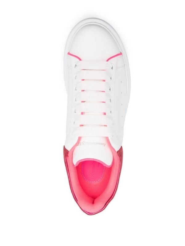 Lage sneaker met vetersluiting - Afbeelding 4