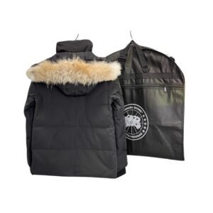 Alternative view of Zwarte Wyndham Parka-jas