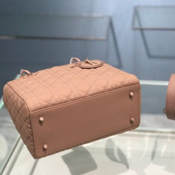 Lady Ultra-Matte Cr?me 24 cm - Afbeelding 3