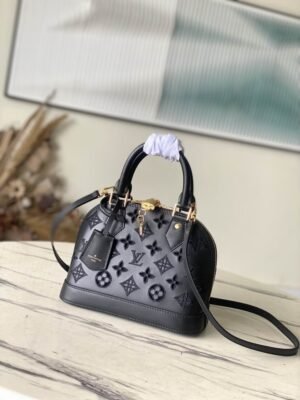 Alternative view of Alma BB Zwarte Leren Tas 23,5 cm