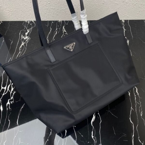 Tote bag van Re-Nylon Zwart 34 cm - Afbeelding 5